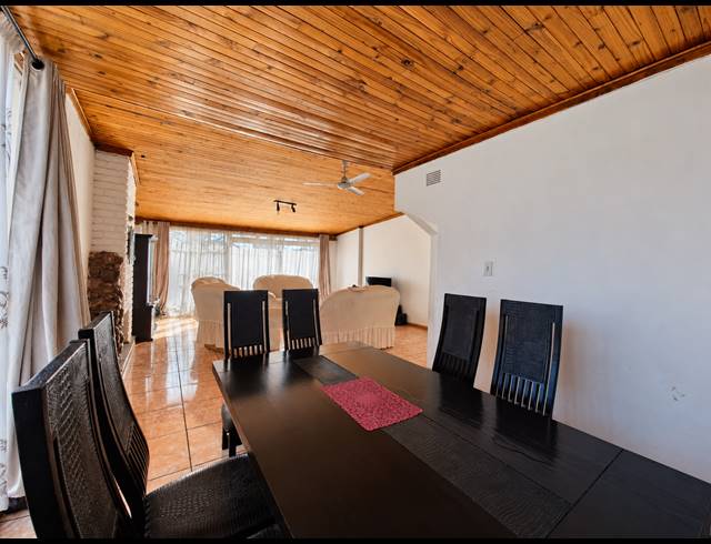 3 BEDROOM HOUSE FOR SALE IN THREE RIVERS